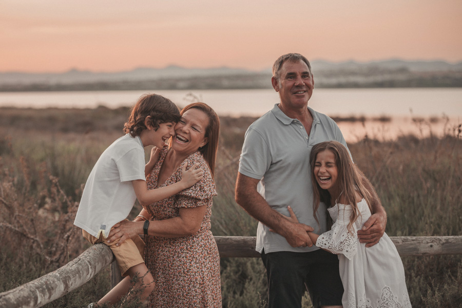 comuniones santa pola familia riendo